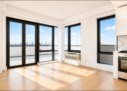 Fourth Avenue - Photo 1