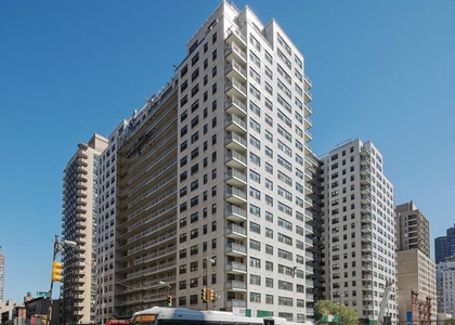 East 86th Street - Photo 1