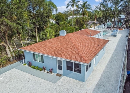 1523 Bayshore Boulevard - Photo 1