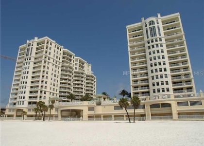 10 Papaya Street - Photo 1