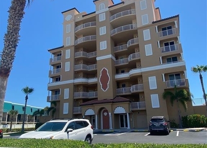 711 S Atlantic Avenue - Photo 1