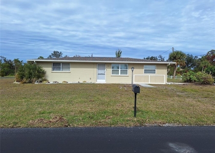 858 E 7th Street - Photo 1