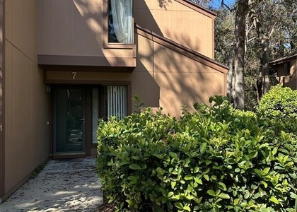 4600 E Moody Boulevard - Photo 1