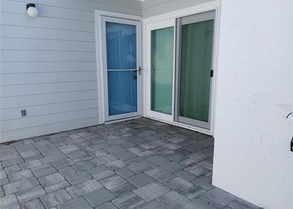 913 Waterside Lane - Photo 1