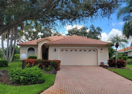 7557 Fairlinks Court - Photo 1