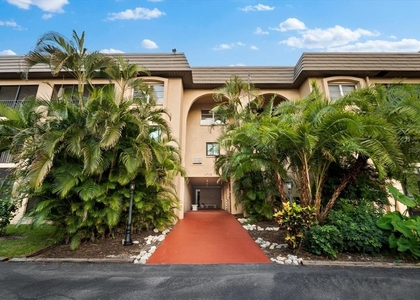 3700 S Osprey Avenue - Photo 1