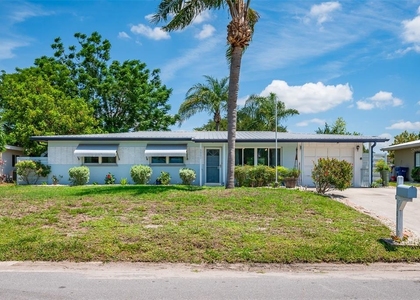 3801 Helene Street - Photo 1