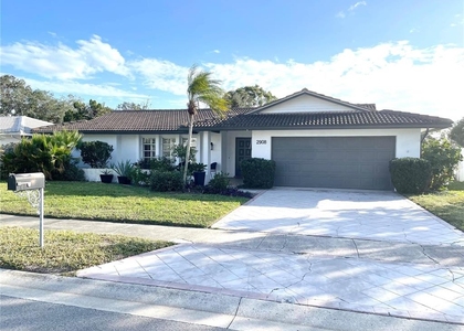 2908 Captiva Drive - Photo 1