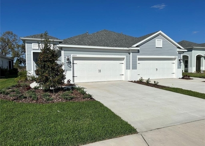 4723 Willow Bend Avenue - Photo 1