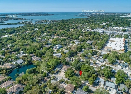 1817 Ivanhoe Street - Photo 1