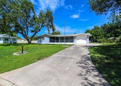 2521 Bismark Way - Photo 1