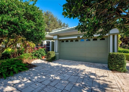 354 Melrose Court - Photo 1
