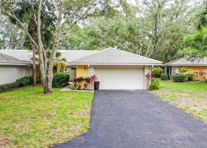 243 Southampton Lane - Photo 1