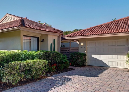 1740 Landings Boulevard - Photo 1