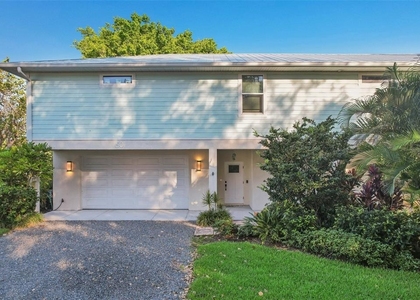 501 Channel Lane - Photo 1