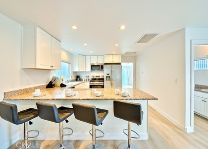 17016 7th Street - Photo 1