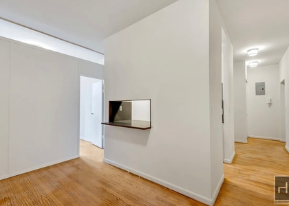 Madison Avenue - Photo 1