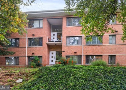 1920 North Calvert Street - Photo 1