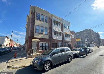 1435 S 7th Street - Photo 1