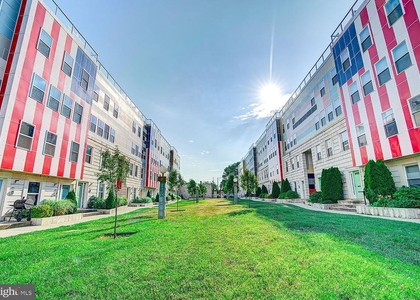 800 N 48th Street - Photo 1