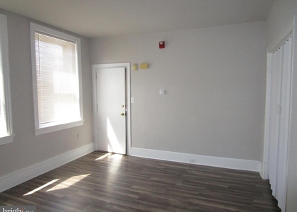 5358 Woodland Avenue - Photo 1