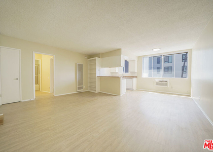 456 S Harvard Boulevard - Photo 1
