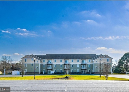 10800 Clipper Circle - Photo 1