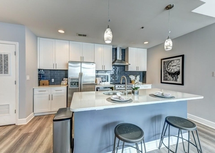 950 W Peachtree Street Nw - Photo 1