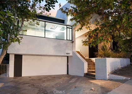 1447 N Kings Road - Photo 1