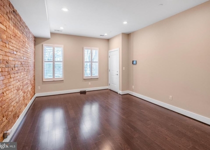 1453 Girard Street Nw - Photo 1