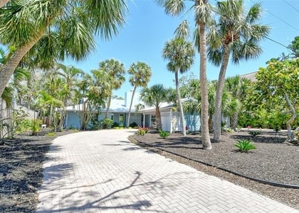 4852 Featherbed Lane - Photo 1