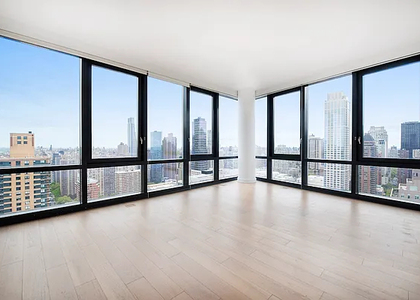 21 West End Avenue - Photo 1