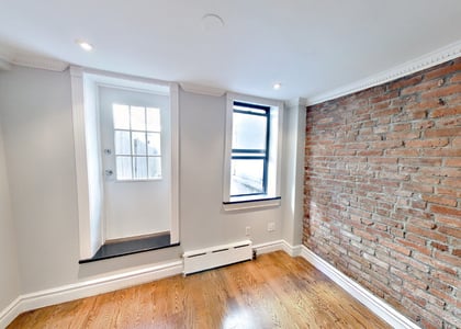 East 14th St - Photo 1
