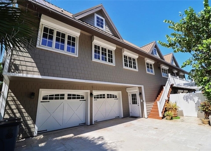 1913 Hill Street - Photo 1