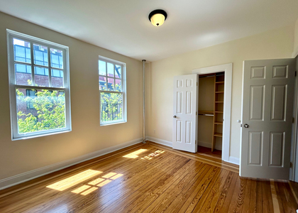 West 11th Street - Photo 1