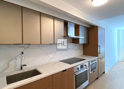 East 54 Street - Photo 1