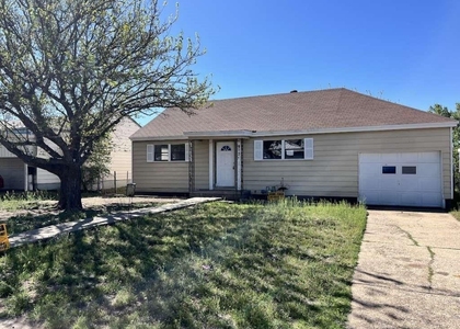 917 Nelson Street - Photo 1