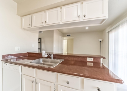 6202 Skyline Drive - Photo 1