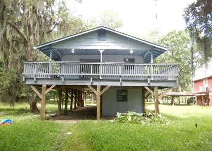 203 Ferguson Drive - Photo 1