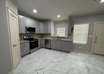 5802 Twisted Pine Court - Photo 1