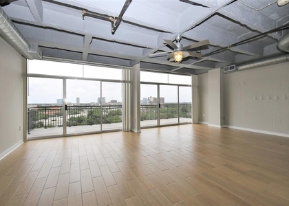 230 W Alabama - Photo 1