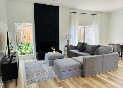 1504 Southmore Boulevard - Photo 1