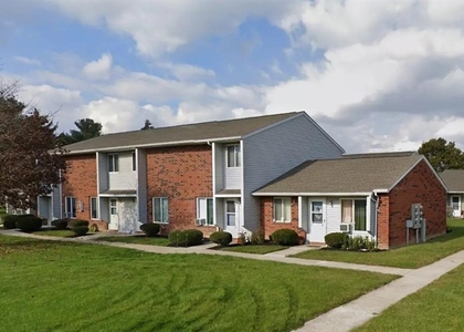 500 Highland Pkwy - Photo 1