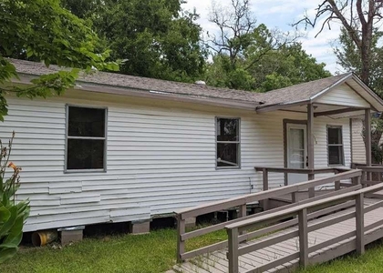 215 Blackshear Street - Photo 1