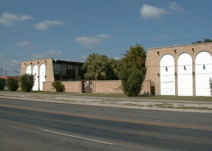 704 W Corral Avenue - Photo 1