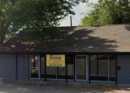 1010 E 1st Street - Photo 1