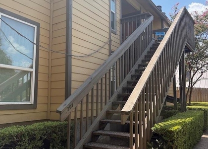 1000 W 26th St - Photo 1