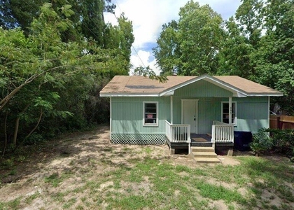 695 Grimes Avenue - Photo 1