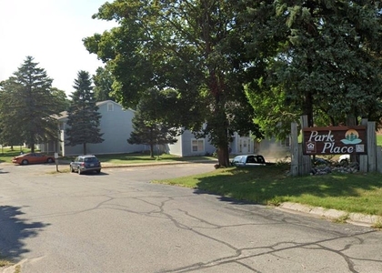 415 N State St - Photo 1