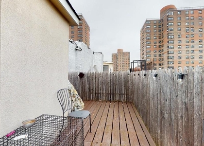 East 106th Street - Photo 1